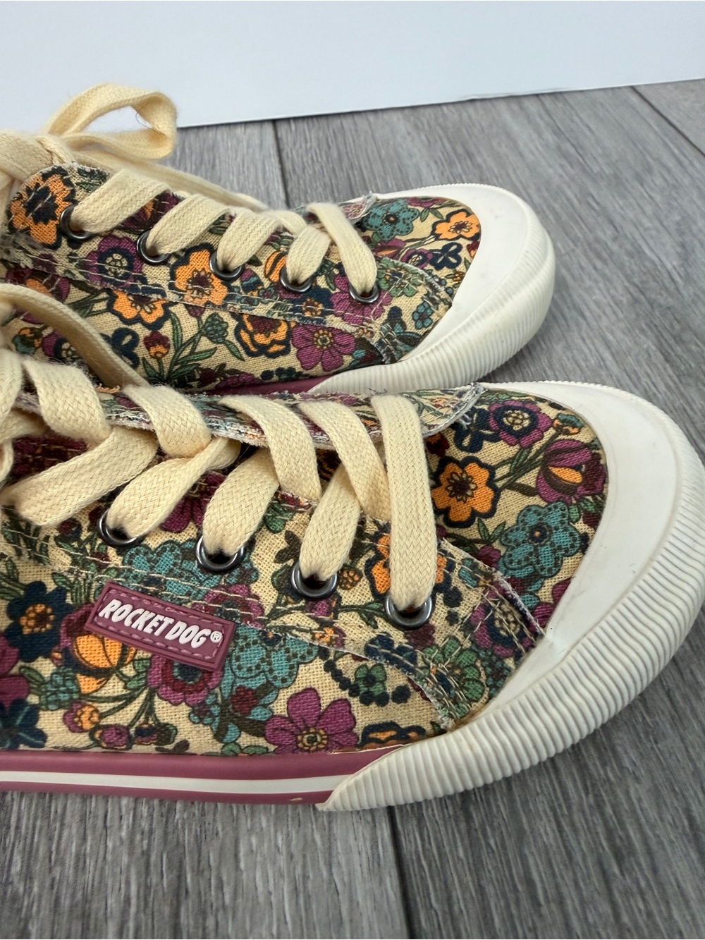 Rocketdog Floral Fashion Women’s Sneakers Size 7 - Picture 3 of 9